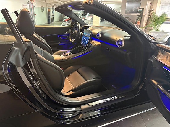 Mercedes-Benz SL63 22 of 30