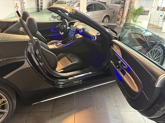 Mercedes-Benz SL63 21 of 30