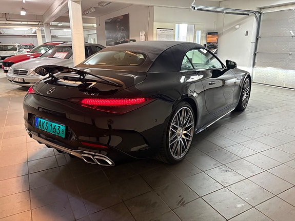 Mercedes-Benz SL63 29 of 30