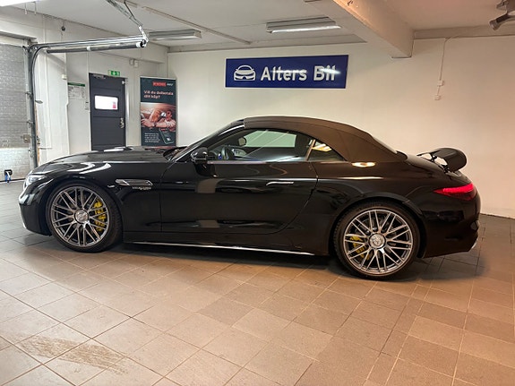 Mercedes-Benz SL63 28 of 30