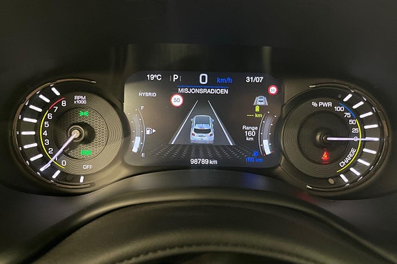 Jeep Renegade 15 of 25