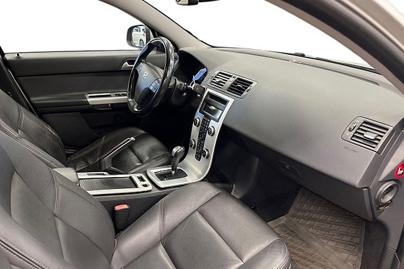 Volvo S40 14 of 27