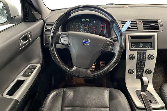 Volvo S40 12 of 27