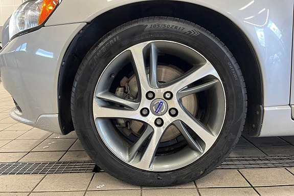 Volvo S40 10 of 27