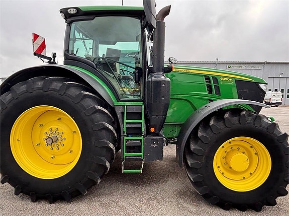 John Deere 6250R TRAKTOR 2 of 9