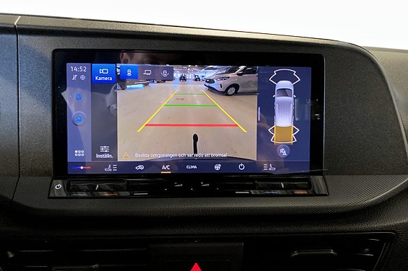 Ford Transit Connect 6 of 8