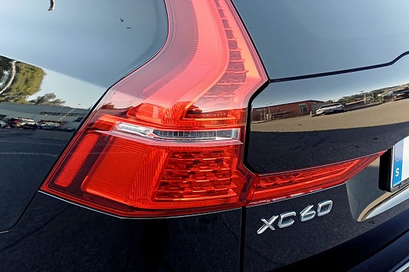 Volvo XC60 28 of 28