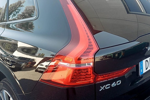 Volvo XC60 27 of 28