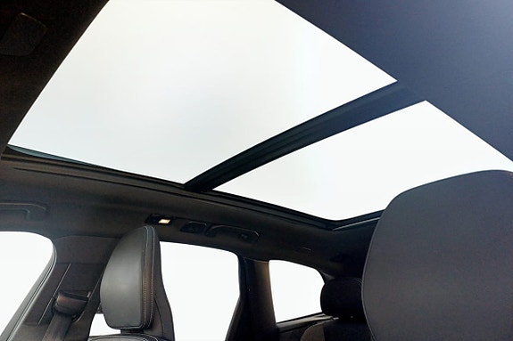 Volvo XC60 24 of 28