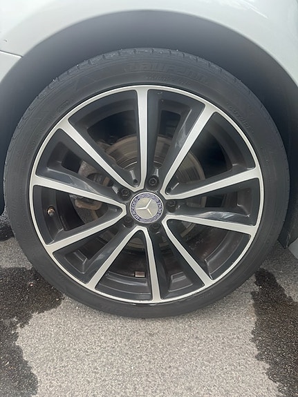 Mercedes-Benz CLA220 7 of 9