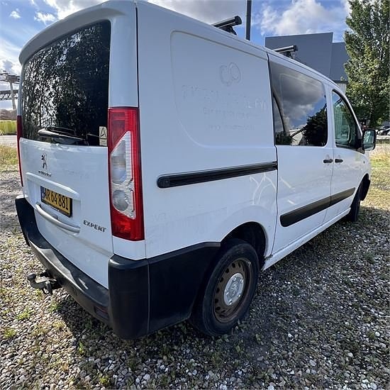 Peugeot Expert 1,6 HDI  90 L1H1 6 of 27