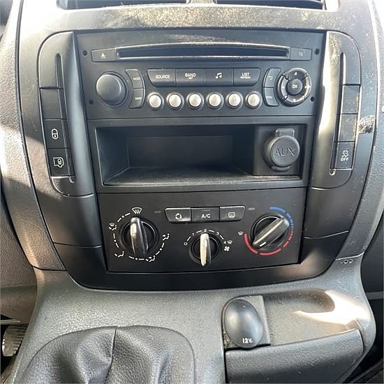 Peugeot Expert 1,6 HDI  90 L1H1 15 of 27