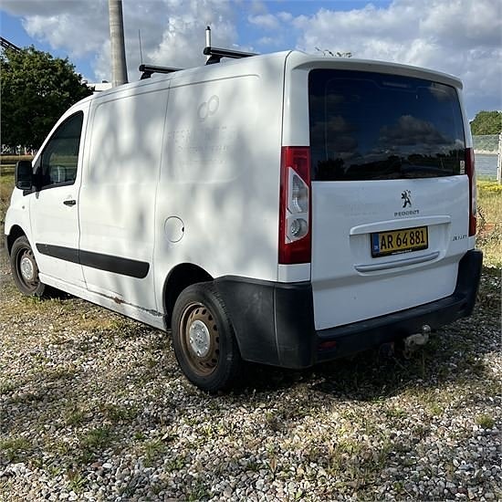 Peugeot Expert 1,6 HDI  90 L1H1 4 of 27