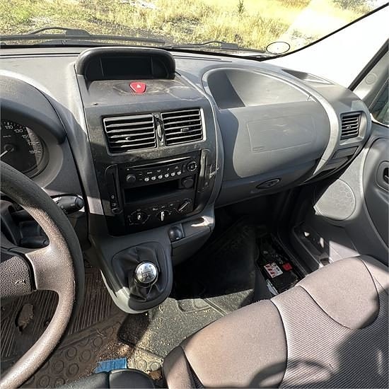 Peugeot Expert 1,6 HDI  90 L1H1 13 of 27