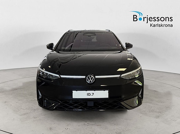 Volkswagen ID.7 5 of 20