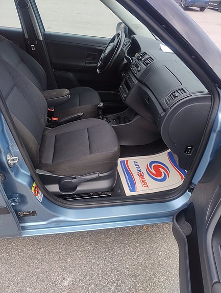Skoda Fabia 9 of 18