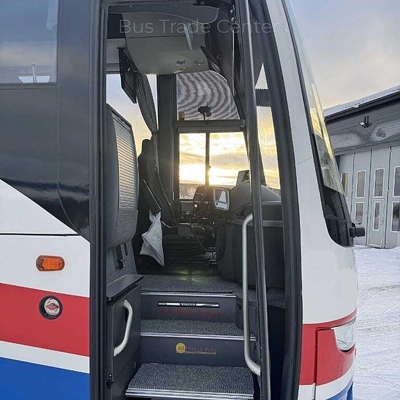 Volvo 9700H NL B13R 6 of 7