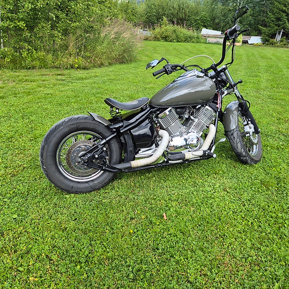 Yamaha XVS1100A 3 of 4