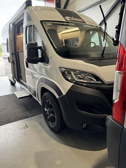 CHALLENGER V114 Max Dieselvärmare Våningsäng 3 of 5