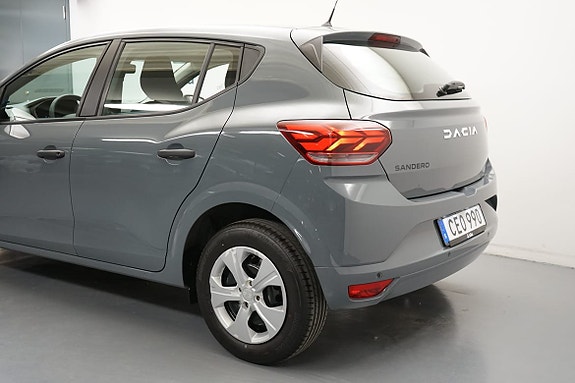 Dacia Sandero 3 of 14