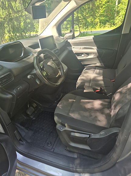 Peugeot e-Partner 7 of 8