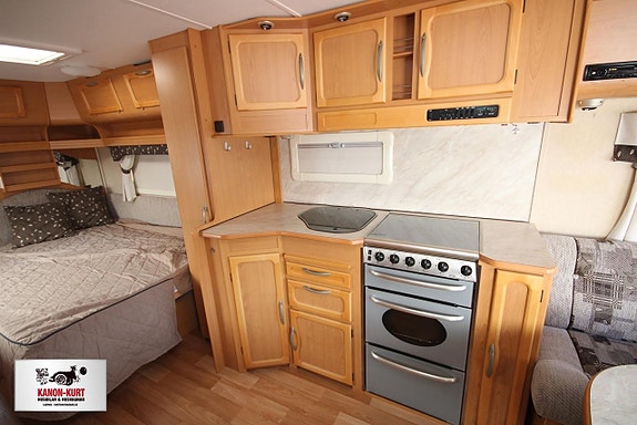 Kabe Royal Hacienda 1000 BK 9 of 15