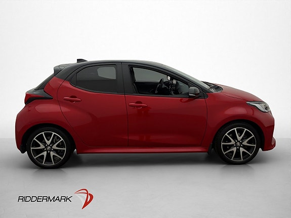 Toyota Yaris 9 of 30