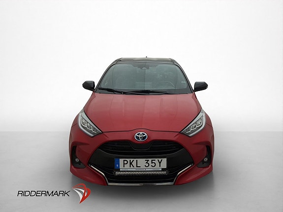 Toyota Yaris 2 of 30