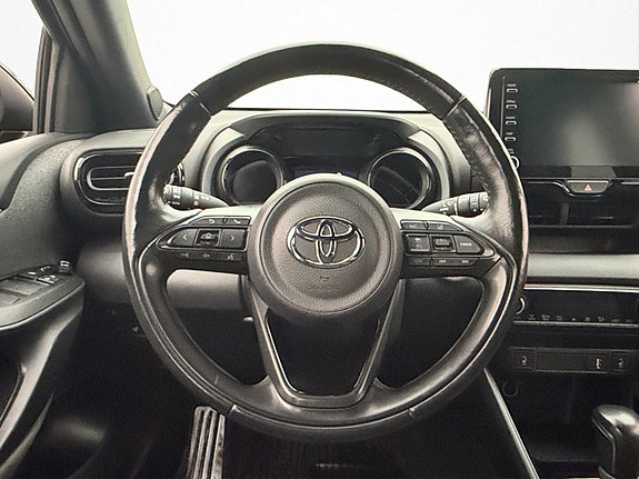 Toyota Yaris 14 of 30