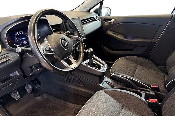 Renault Clio 8 of 14
