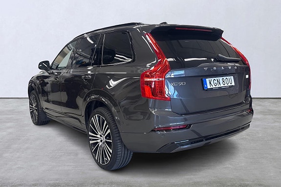 Volvo XC90 4 of 21