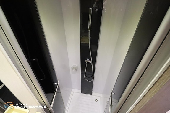 Chausson 737 FLASH / Långbäddar / Taksäng / 3500kg 15 of 17