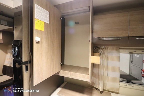 Chausson 737 FLASH / Långbäddar / Taksäng / 3500kg 17 of 17