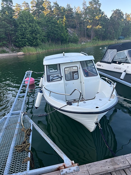 Ideal 550MC hyttbåt 2 of 7