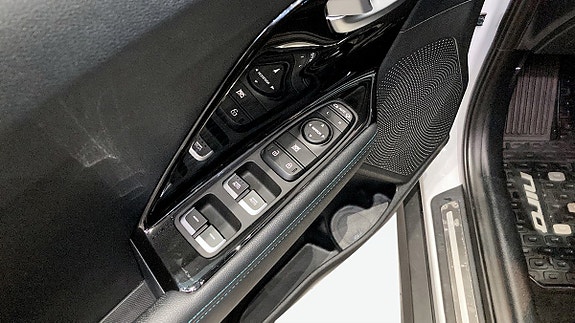Kia e-Niro 13 of 18