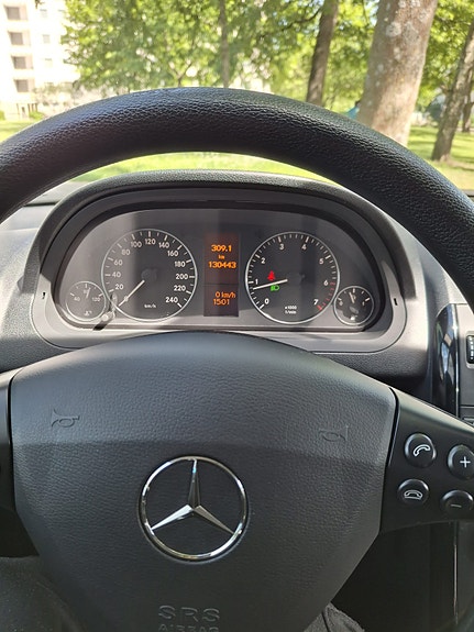 Mercedes-Benz A150 6 of 6