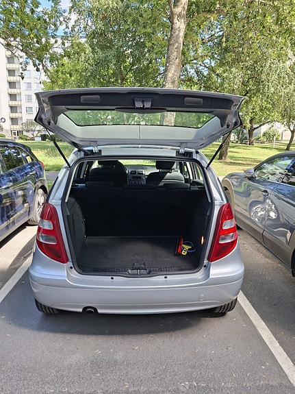 Mercedes-Benz A150 5 of 6
