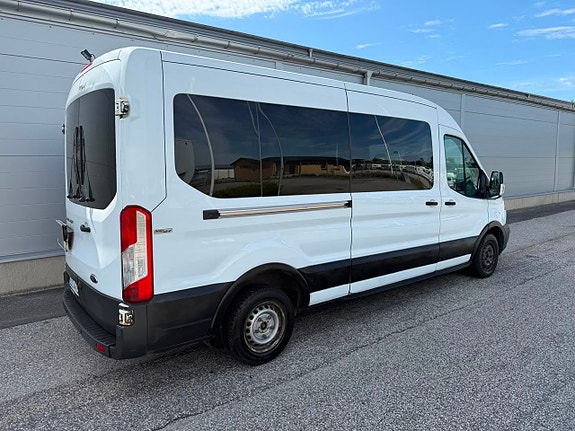 Ford Transit 7 of 30