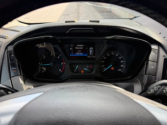Ford Transit 29 of 30