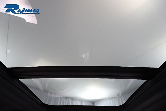 Volvo XC60 7 of 30