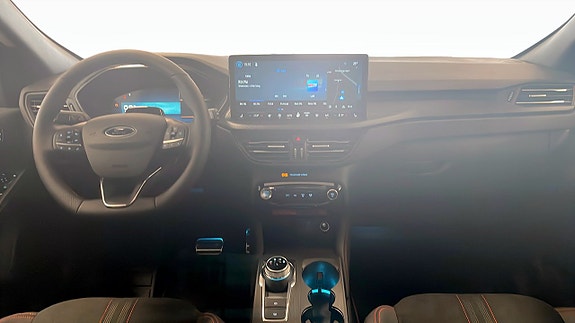 Ford Kuga 4 of 12