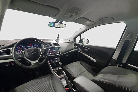 Suzuki SX4 14 of 23