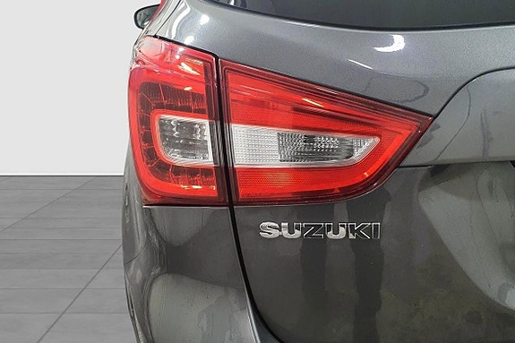 Suzuki SX4 11 of 23