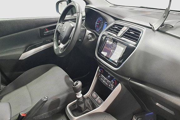 Suzuki SX4 16 of 23