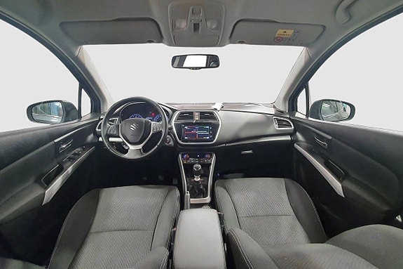 Suzuki SX4 15 of 23