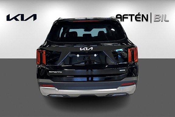 Kia Sorento 6 of 24