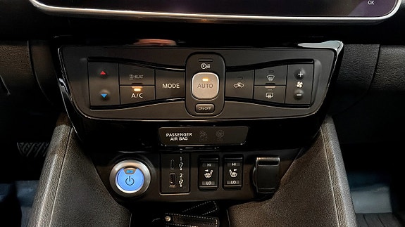 Nissan Leaf 19 of 21