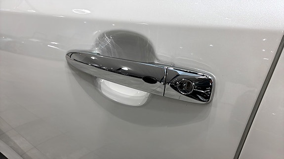 Nissan Leaf 11 of 21
