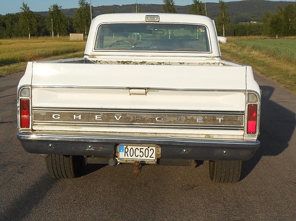 Chevrolet C10 8 of 23