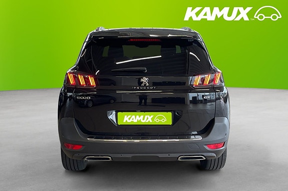 Peugeot 5008 5 of 19